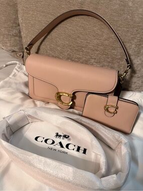 Coach Tabby 26w/ matching wallet